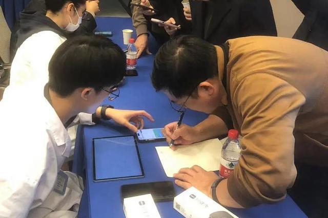 家庭医生来了！为职工们送上“专属”健康服务(图6)